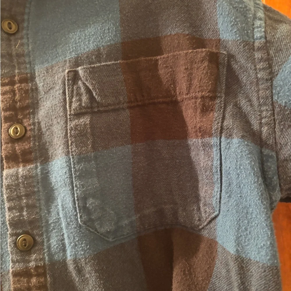 Zara Boy’s Sz 8 Black and Blues Checkered, Collared, Button-down LLS. VGUC